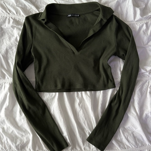 Zara Olive Green V-Neck Crop Top 🫒 - Picture 3 of 4